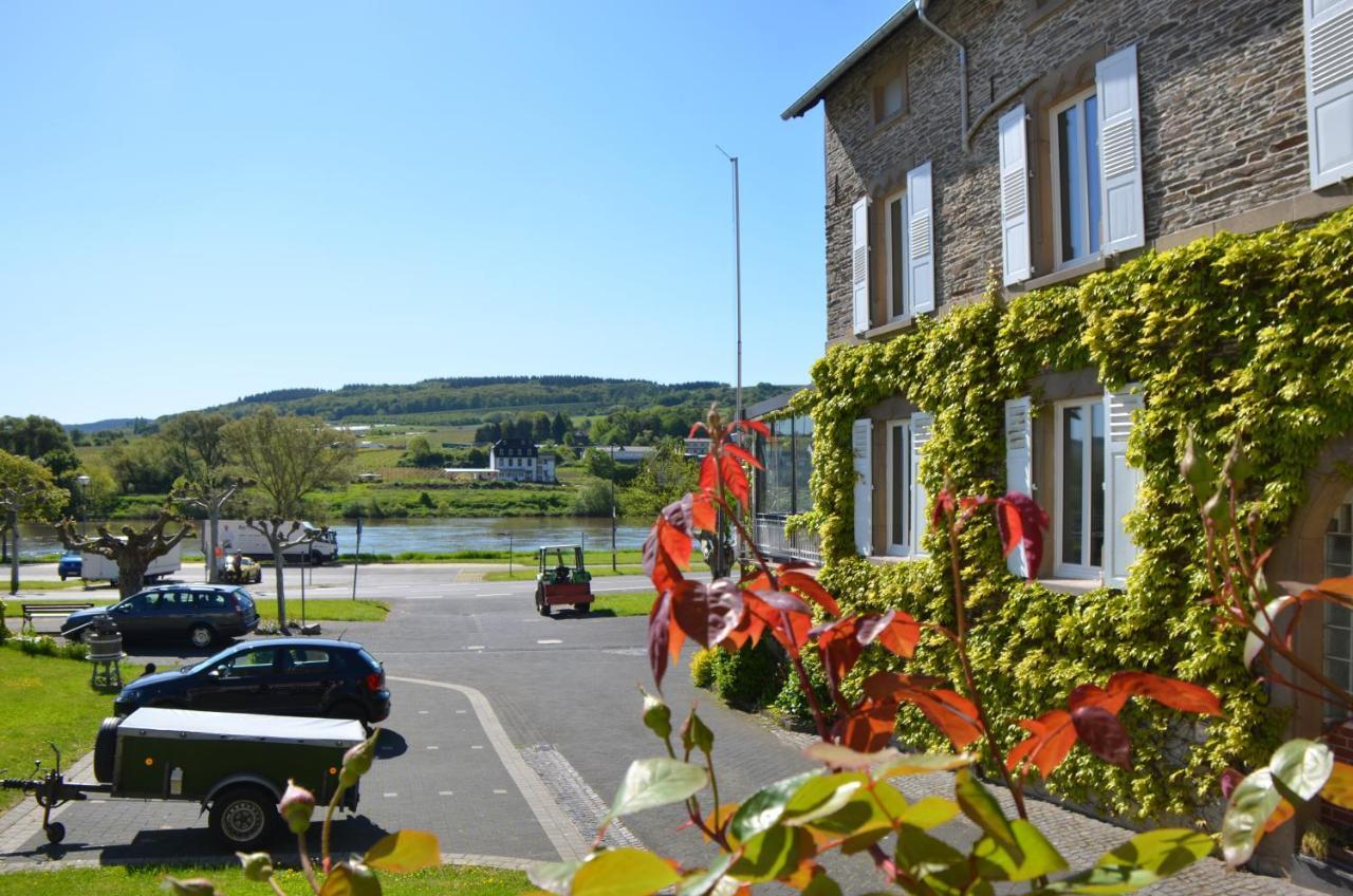 Weingut Erbes-Henn Hotel Urzig Bagian luar foto